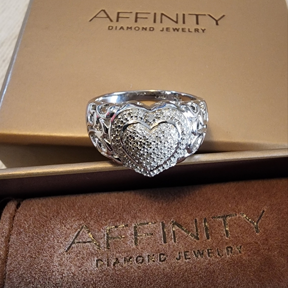Real diamonds heart ring